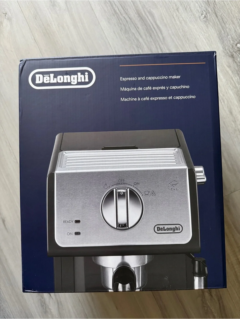 DeLonghi Silver Espresso & Cappuccino Maker